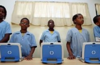 GUINÉ-BISSAU LANÇA O SEU DOMÍNIO NA INTERNET “GW” GUINÉ-BISSAU LANÇA O SEU DOMÍNIO NA INTERNET “GW”