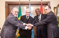 Brasil, Angola e FAO assinam acordo de cooperação Brasil, Angola e FAO assinam acordo de cooperação